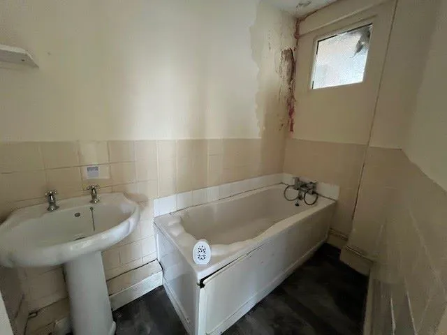 Blackpool, Lancashire, FY3 8BE - Online Auctions