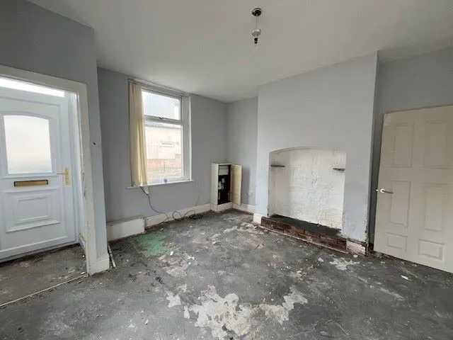 Blackpool, Lancashire, FY3 8BE - Online Auctions