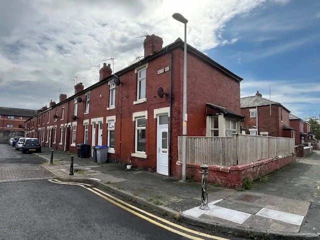 Blackpool, Lancashire, FY3 8BE - Online Auctions