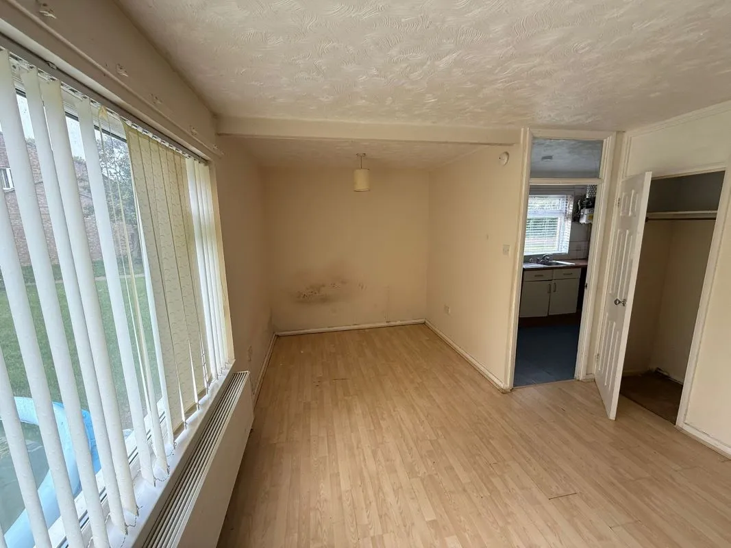 Bretton, Peterborough, Cambridgeshire, PE3 9YD - Online Auctions