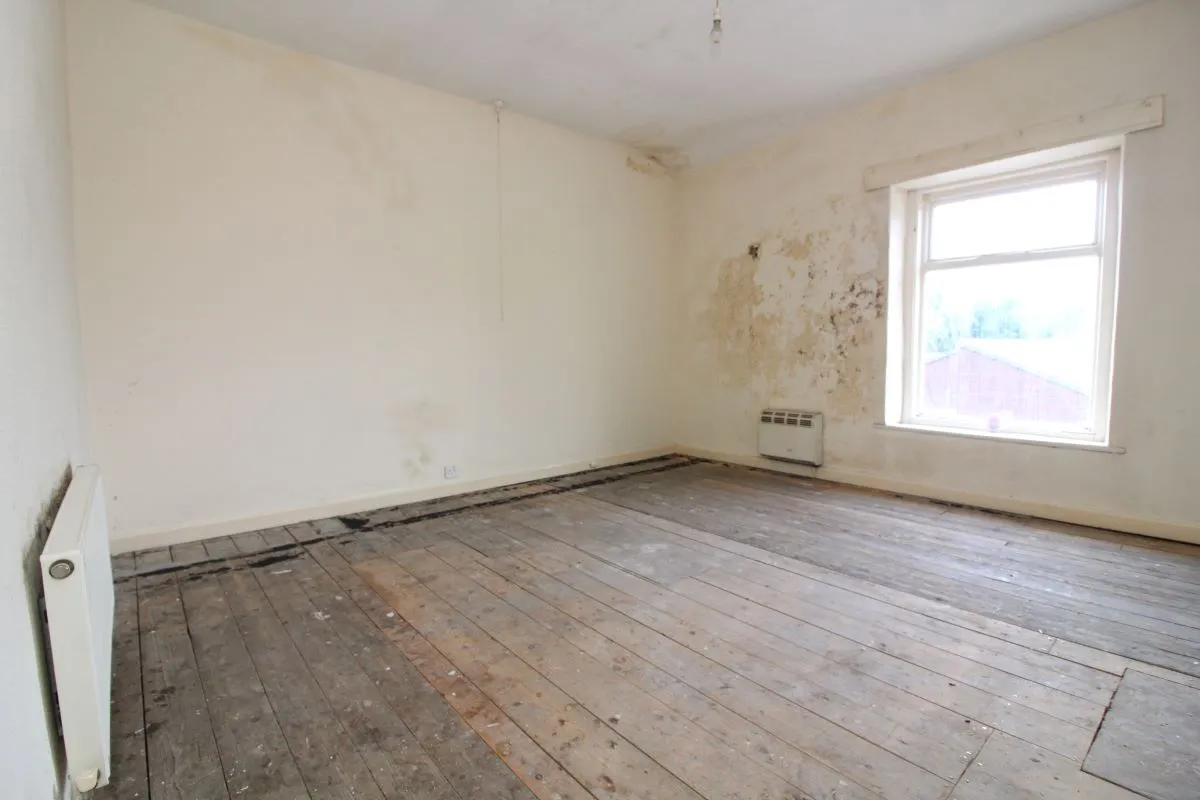 Clayton le Moors, Accrington, Lancashire, BB5 5PZ - Online Auctions