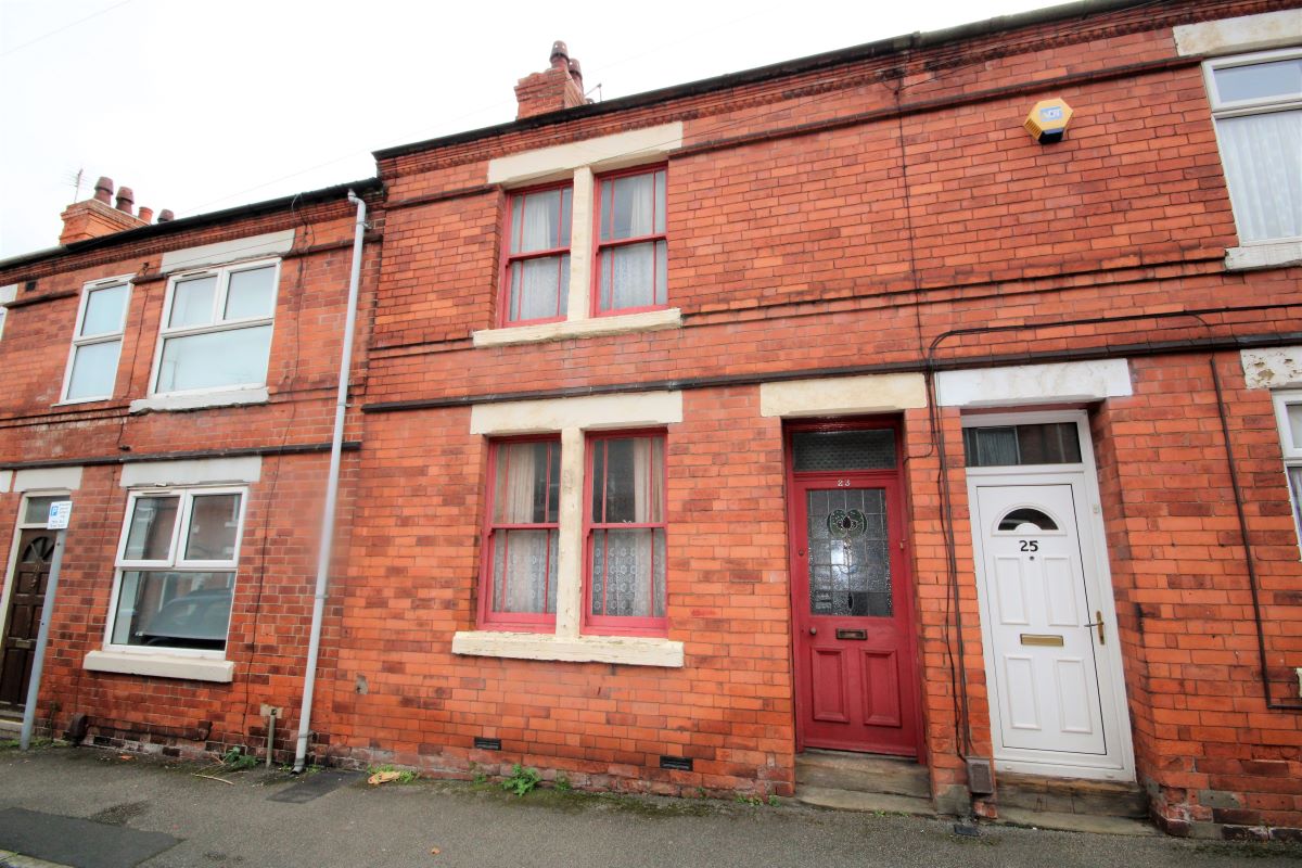 Mansfield, Nottinghamshire, NG18 5PF - Online Auctions