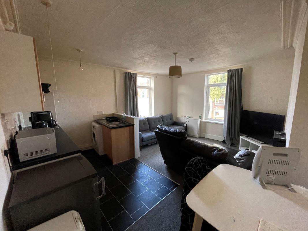 Annesley Road, Hucknall, Nottingham, Nottinghamshire, NG15 7DR - Online Auctions