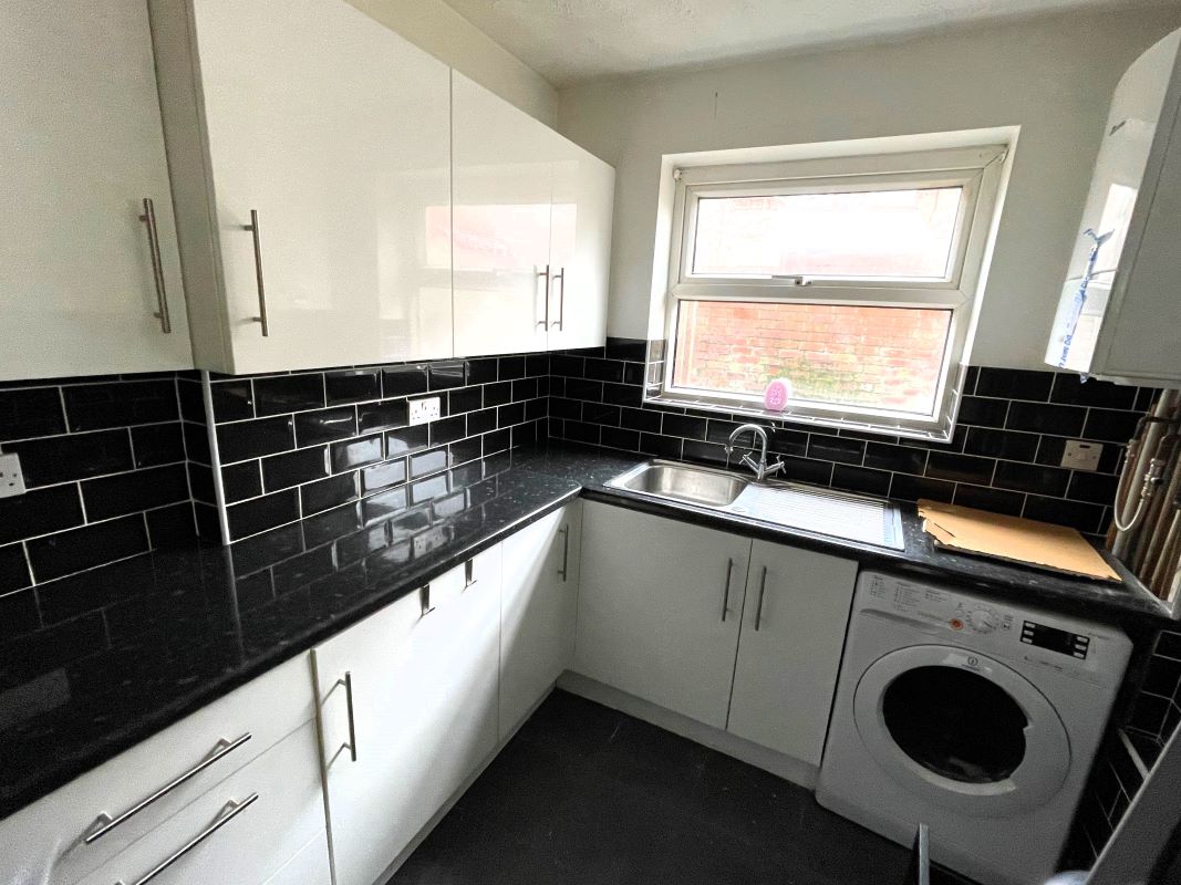 Nottingham, Nottinghamshire, NG7 7GJ - Online Auctions