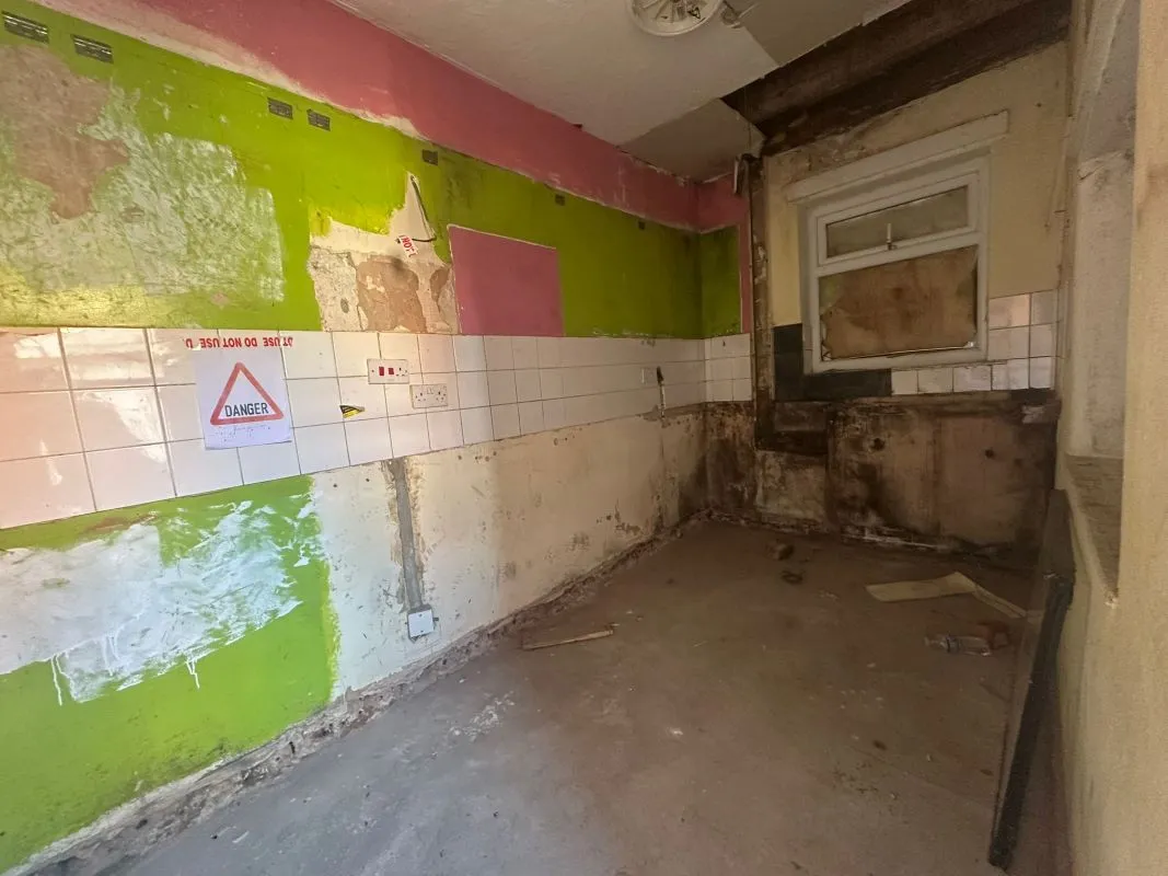 Worksop, Nottinghamshire, S80 2HJ - Online Auctions