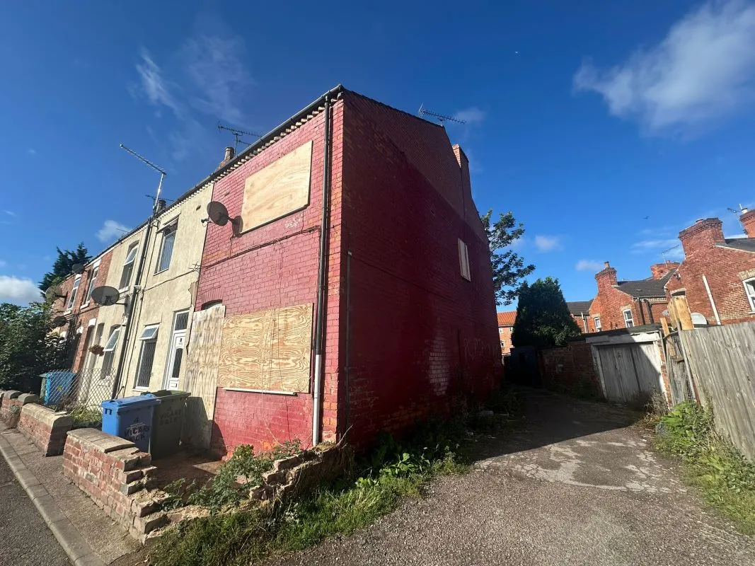 Worksop, Nottinghamshire, S80 2HJ - Online Auctions