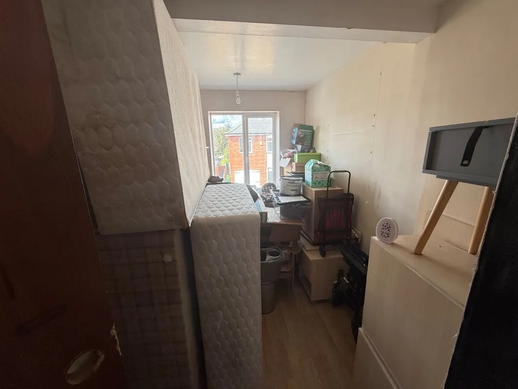 Beeston, Nottingham, Nottinghamshire, NG9 1BB - Online Auctions