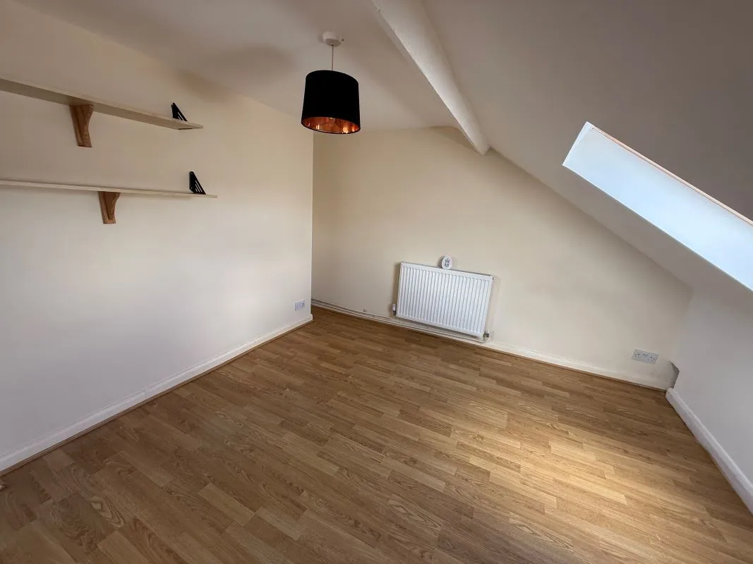 Beeston, Nottingham, Nottinghamshire, NG9 1BB - Online Auctions