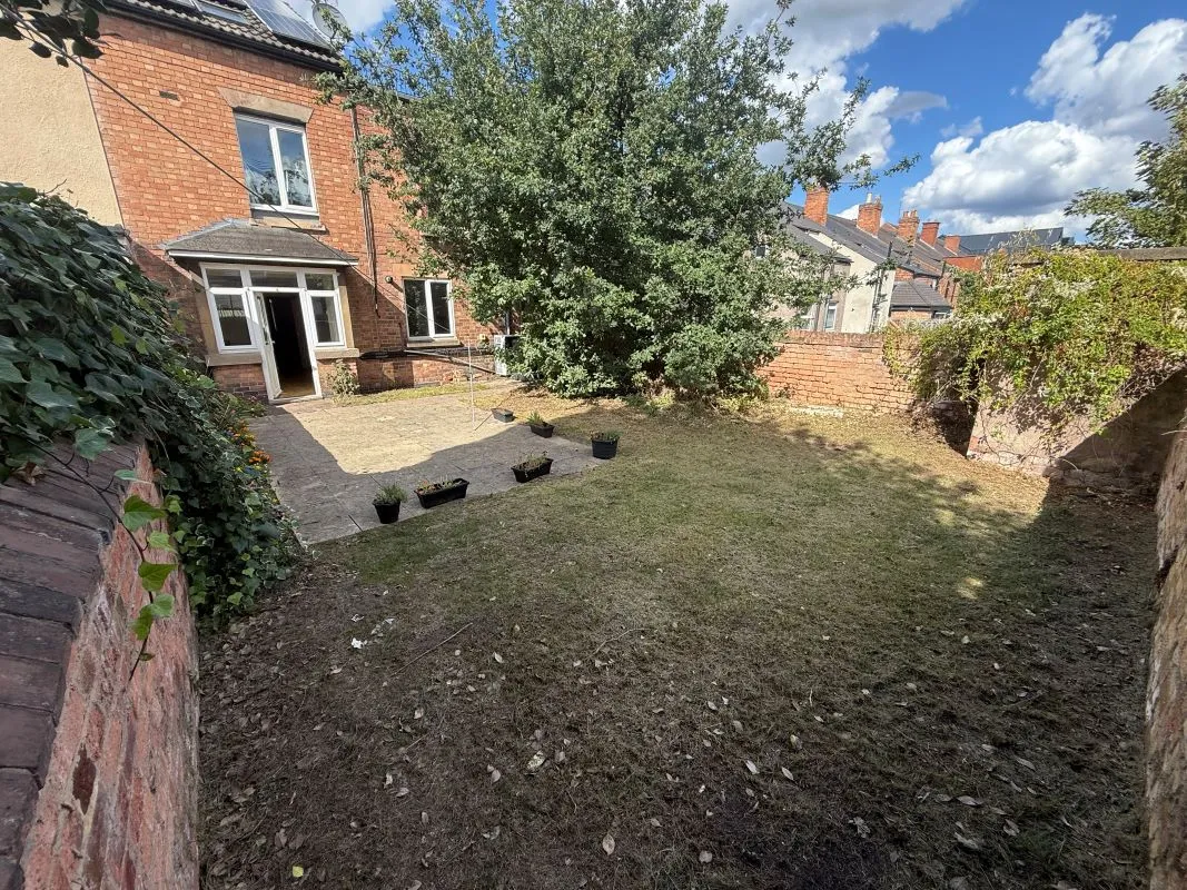 Beeston, Nottingham, Nottinghamshire, NG9 1BB - Online Auctions