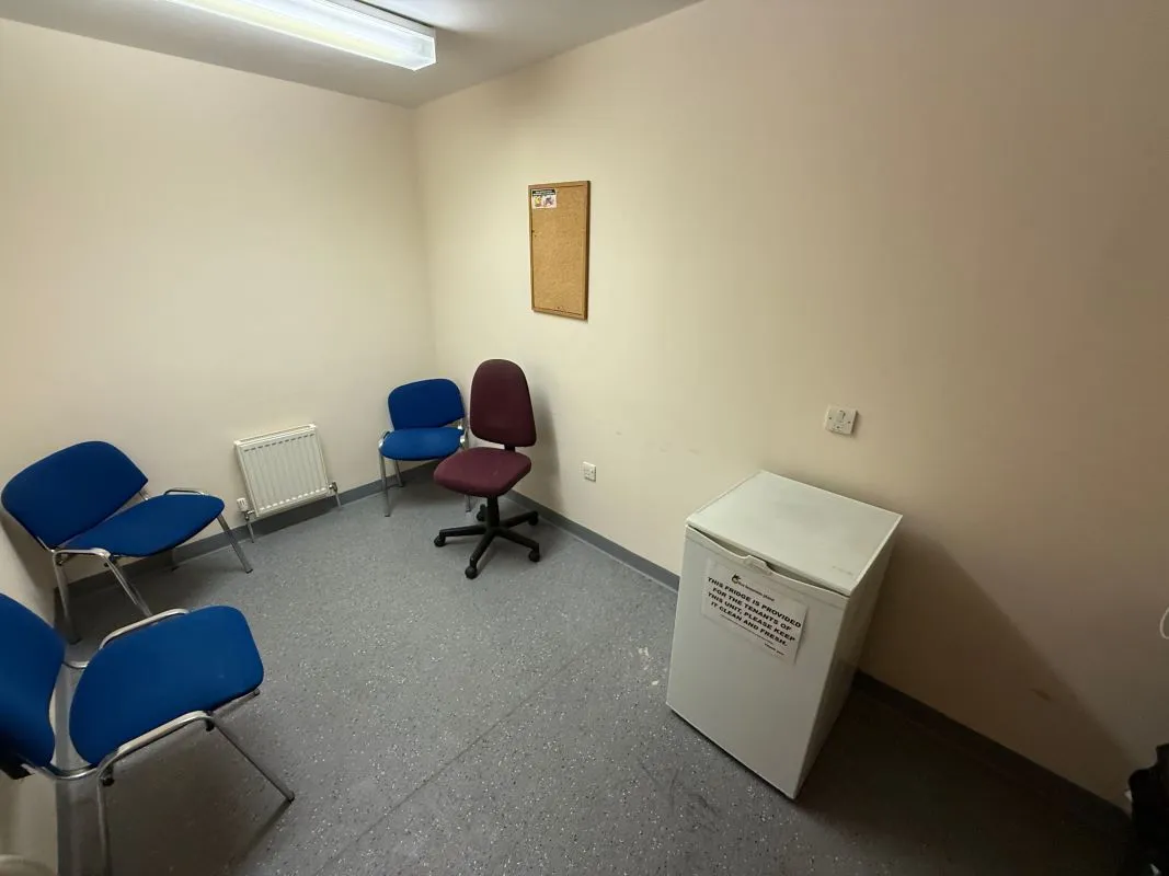 Mansfield, Nottinghamshire, NG19 6QB - Online Auctions