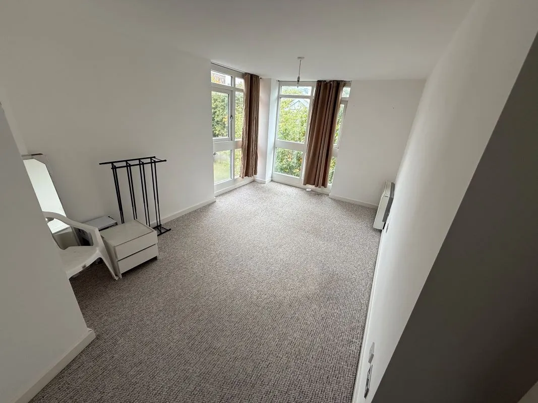 Lexington Place, Nottingham, Nottinghamshire, NG1 1AN - Online Auctions