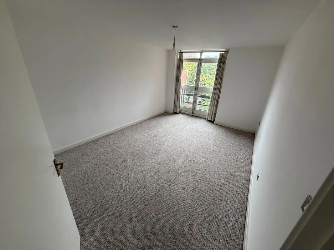Lexington Place, Nottingham, Nottinghamshire, NG1 1AN - Online Auctions