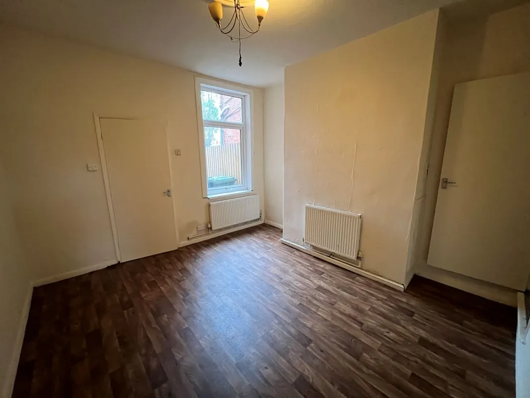 Worksop, Nottinghamshire, S80 1TF - Online Auctions