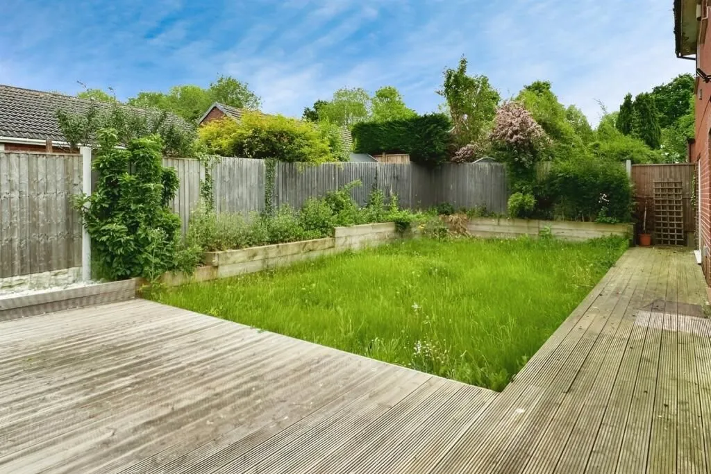 Beeston, Nottingham, Nottinghamshire, NG9 3HW - Online Auctions