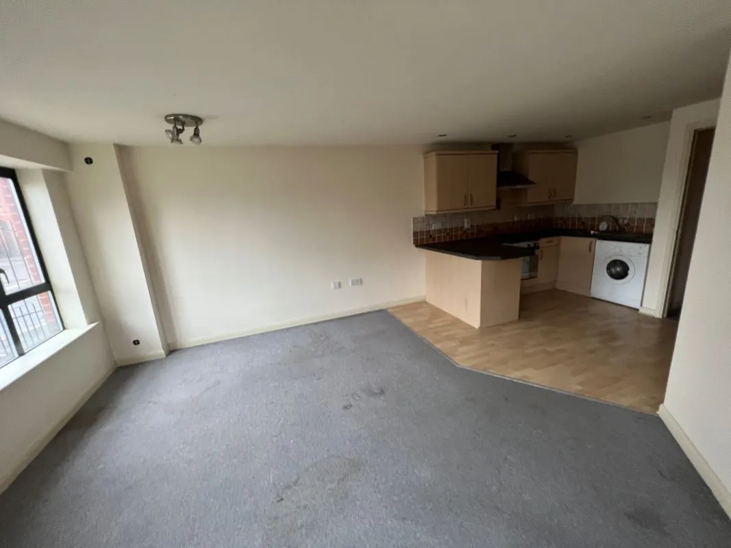 Royal Victoria Court, Nottingham, Nottinghamshire, NG7 4ET - Online Auctions