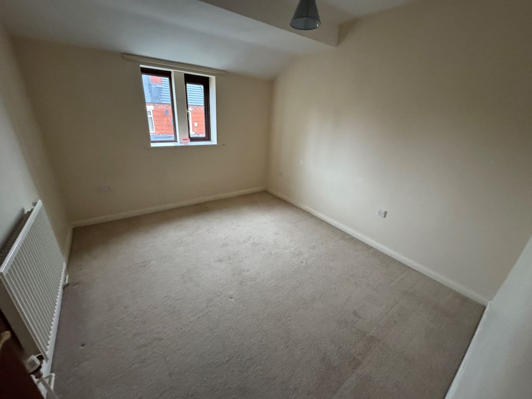 Worksop, Nottinghamshire, S80 2LQ - Online Auctions