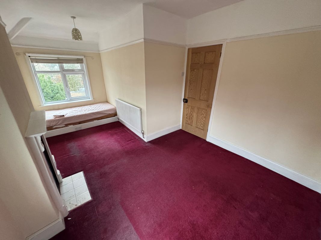 Ripley, Derbyshire, DE5 3HR - Online Auctions