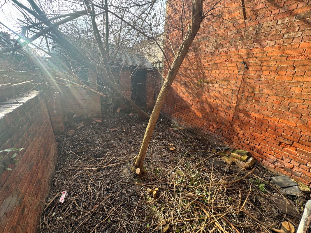 Worksop, Nottinghamshire, S80 1QT - Online Auctions