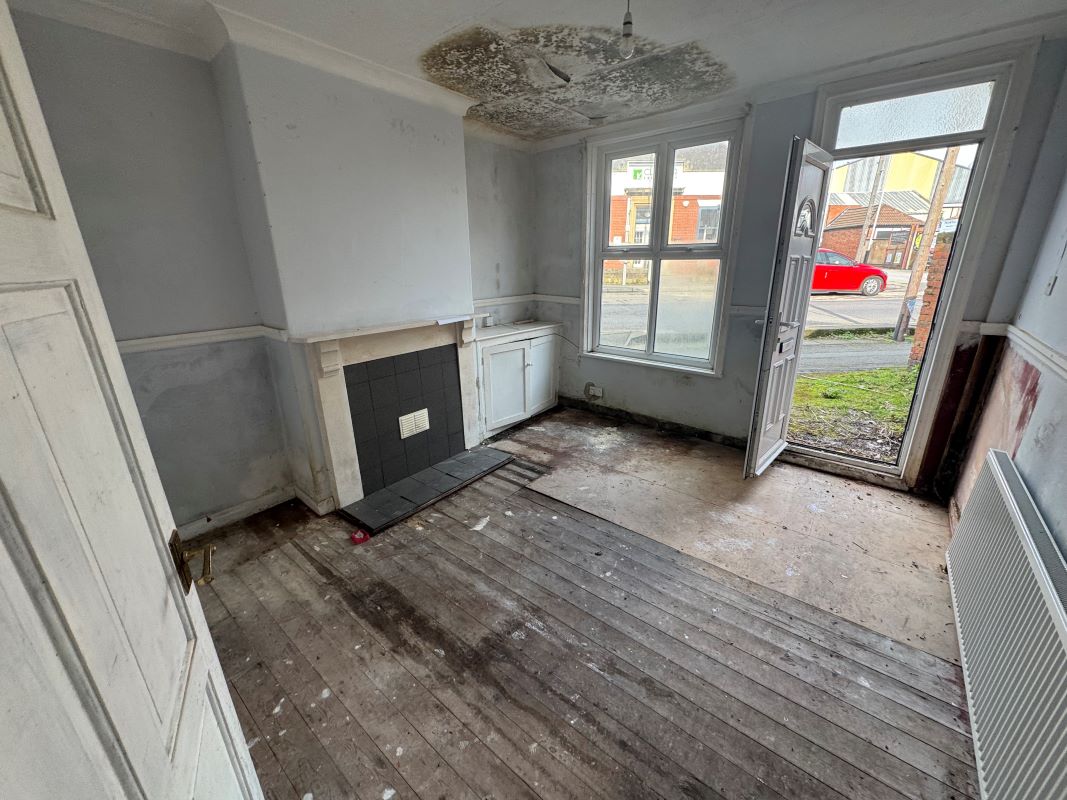 Worksop, Nottinghamshire, S80 1QT - Online Auctions