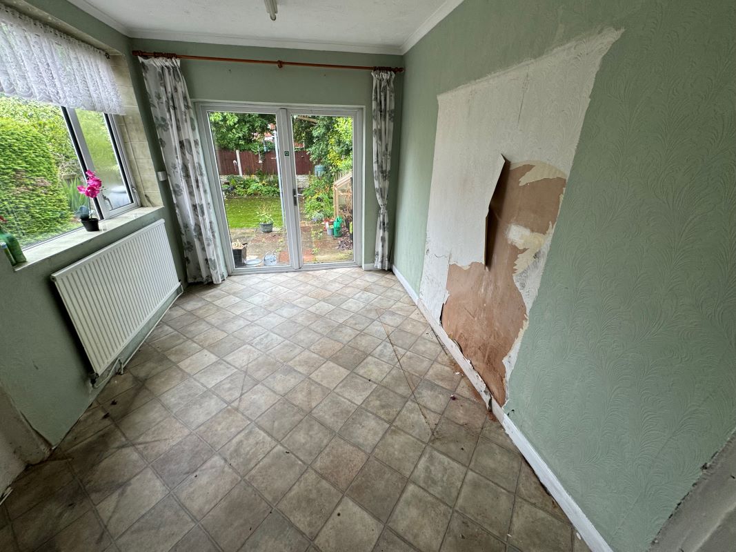 Nottingham, Nottinghamshire, NG6 8HQ - Online Auctions