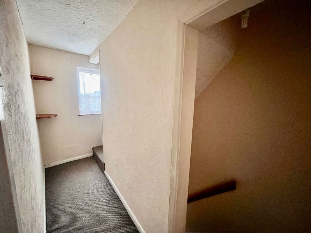 Carlton Road, Worksop, Nottinghamshire, S80 1PT - Online Auctions