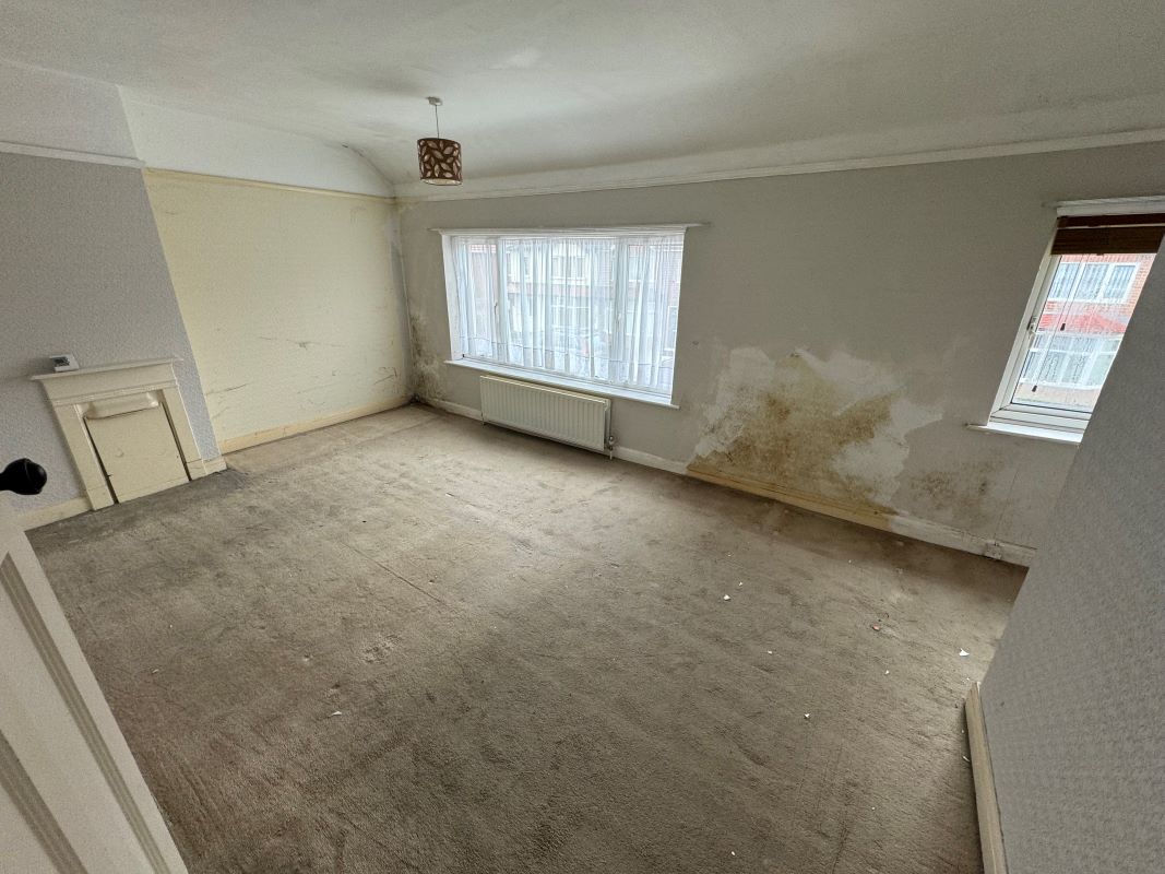 Beeston, Nottingham, Nottinghamshire, NG9 1GQ - Online Auctions
