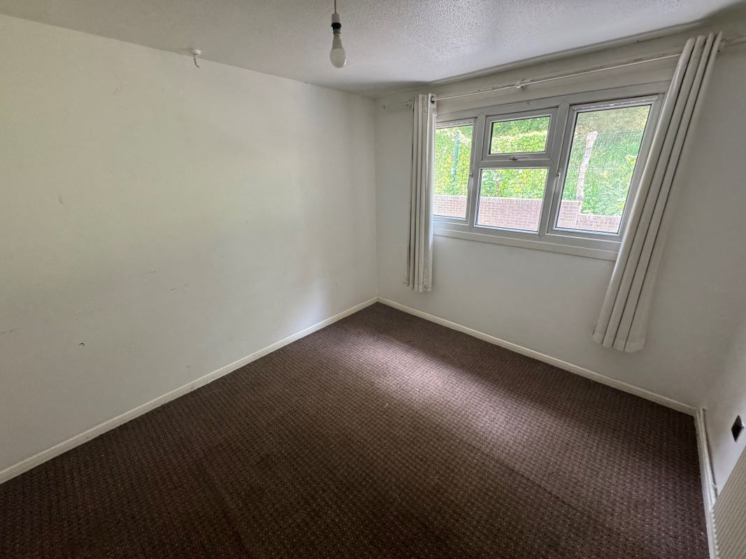 Nottingham, Nottinghamshire, NG3 3DJ - Online Auctions