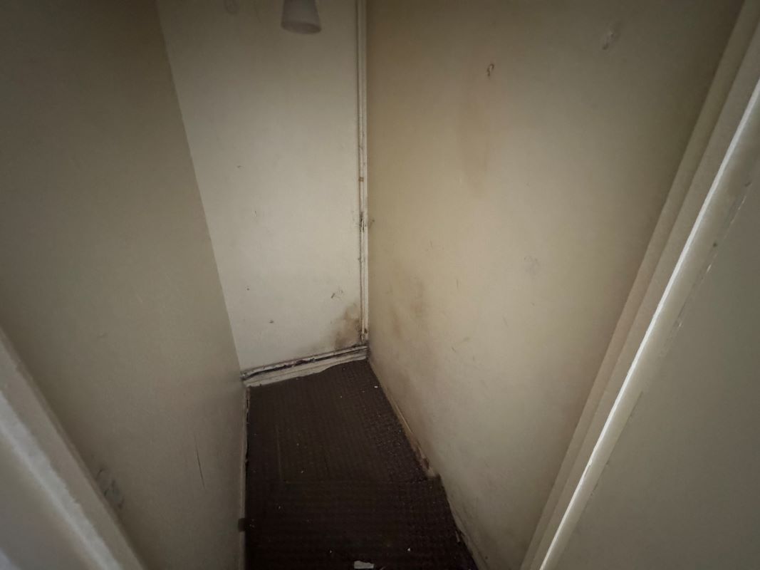 Nottingham, Nottinghamshire, NG3 3DJ - Online Auctions