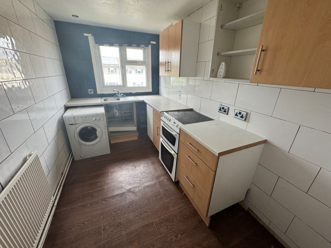 Nottingham, Nottinghamshire, NG3 3DJ - Online Auctions