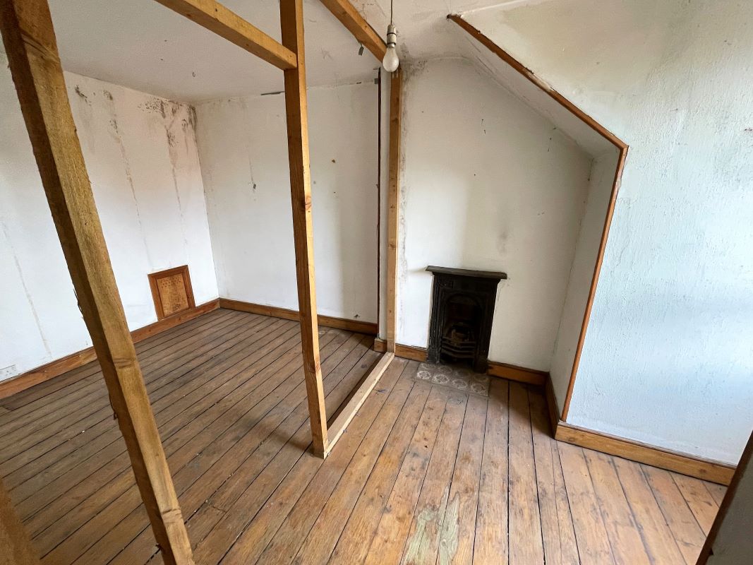 Nottingham, Nottinghamshire, NG2 4FL - Online Auctions