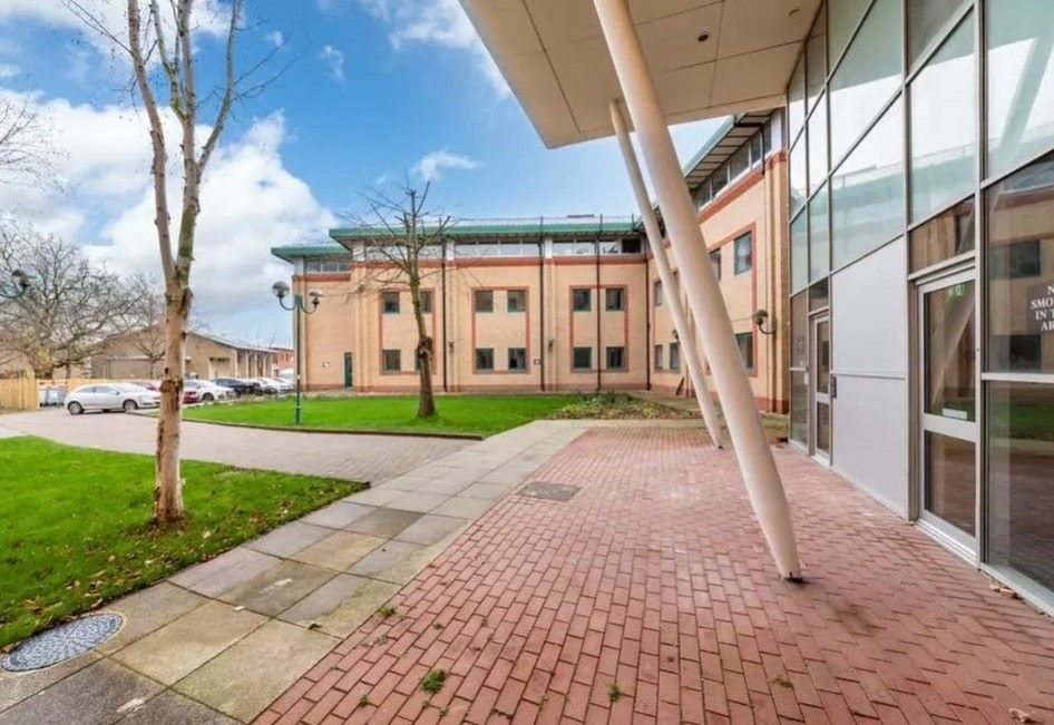 Golden Smithies Lane, Rotherham, South Yorkshire, S63 7GG - Online Auctions