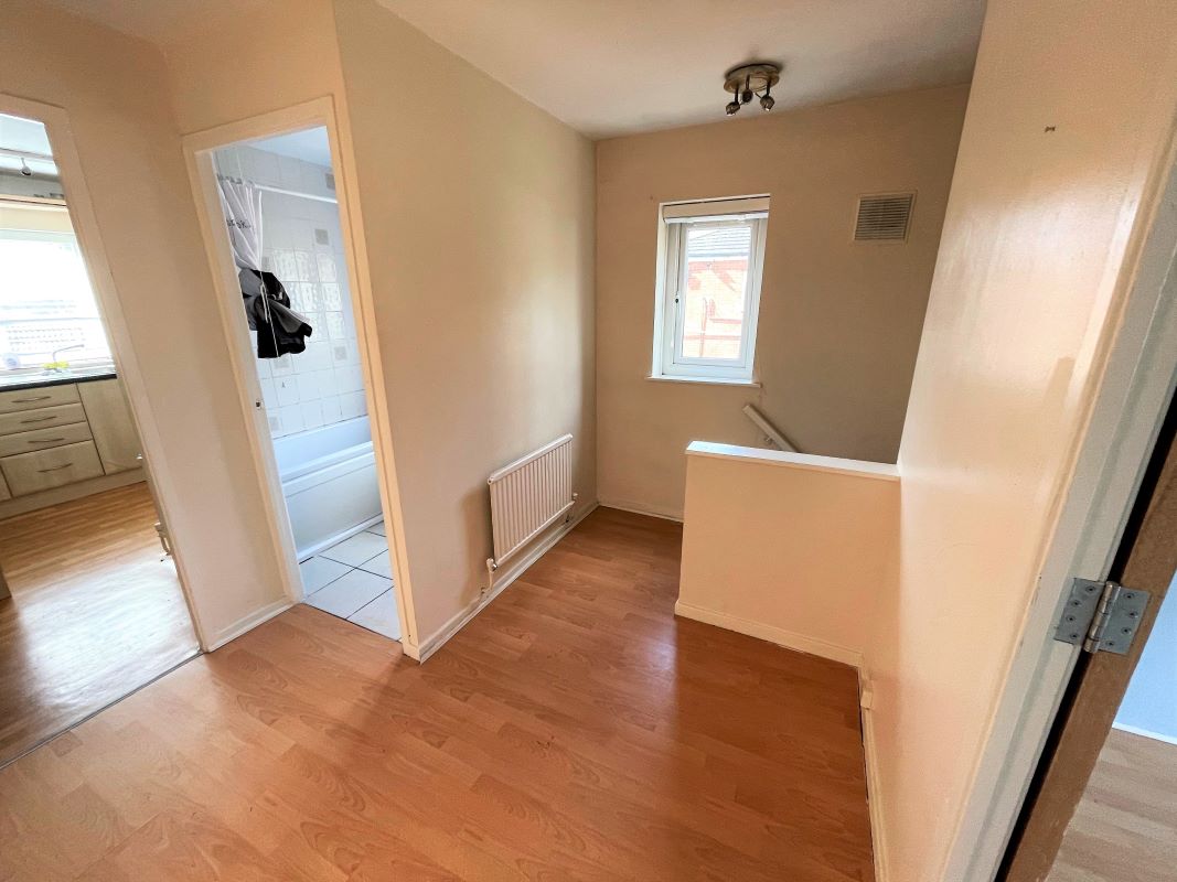 Nottingham, Nottinghamshire, NG3 4GZ - Online Auctions