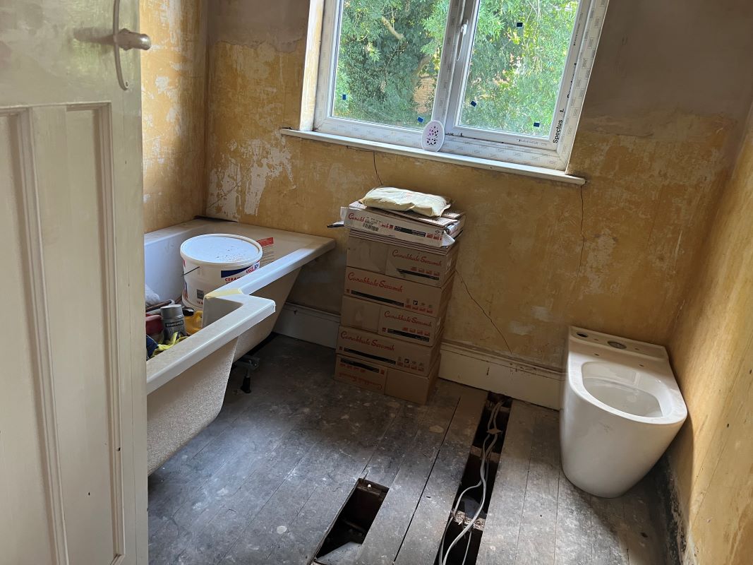 Gedling, Nottingham, Nottinghamshire, NG4 2QJ - Online Auctions