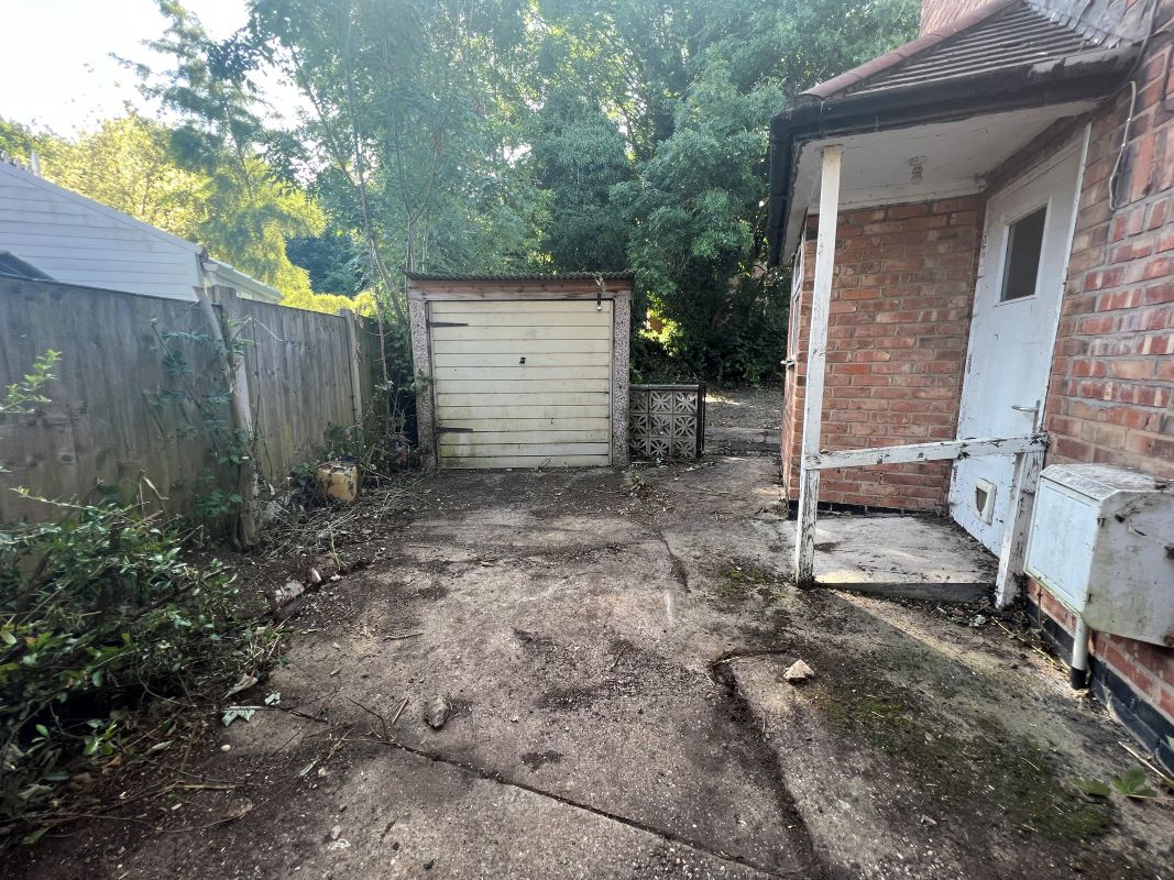 Gedling, Nottingham, Nottinghamshire, NG4 2QJ - Online Auctions
