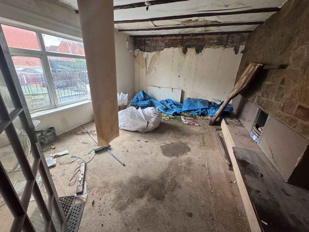 Worksop, Nottinghamshire, S81 0AZ - Online Auctions