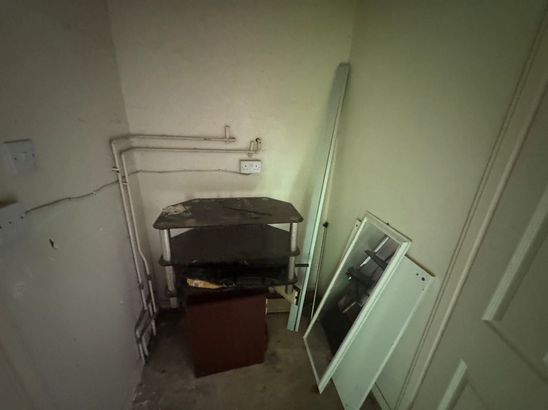 Worksop, Nottinghamshire, S81 0AZ - Online Auctions