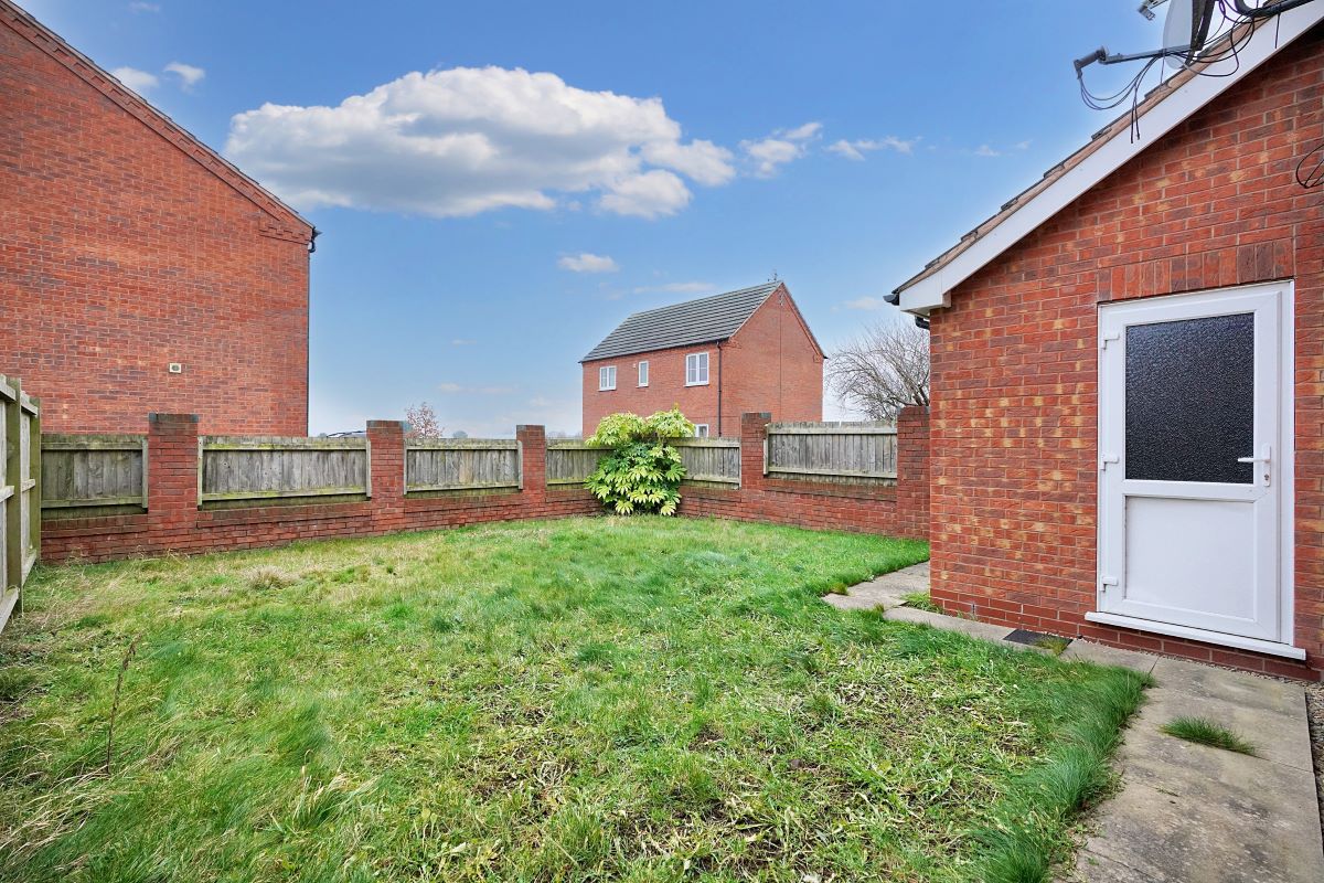 Nottingham, Nottinghamshire, NG8 3BF - Online Auctions