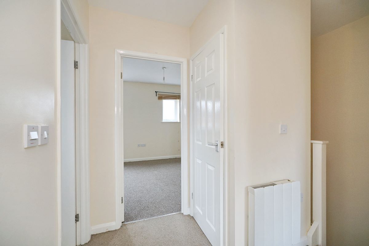 Nottingham, Nottinghamshire, NG8 3BF - Online Auctions