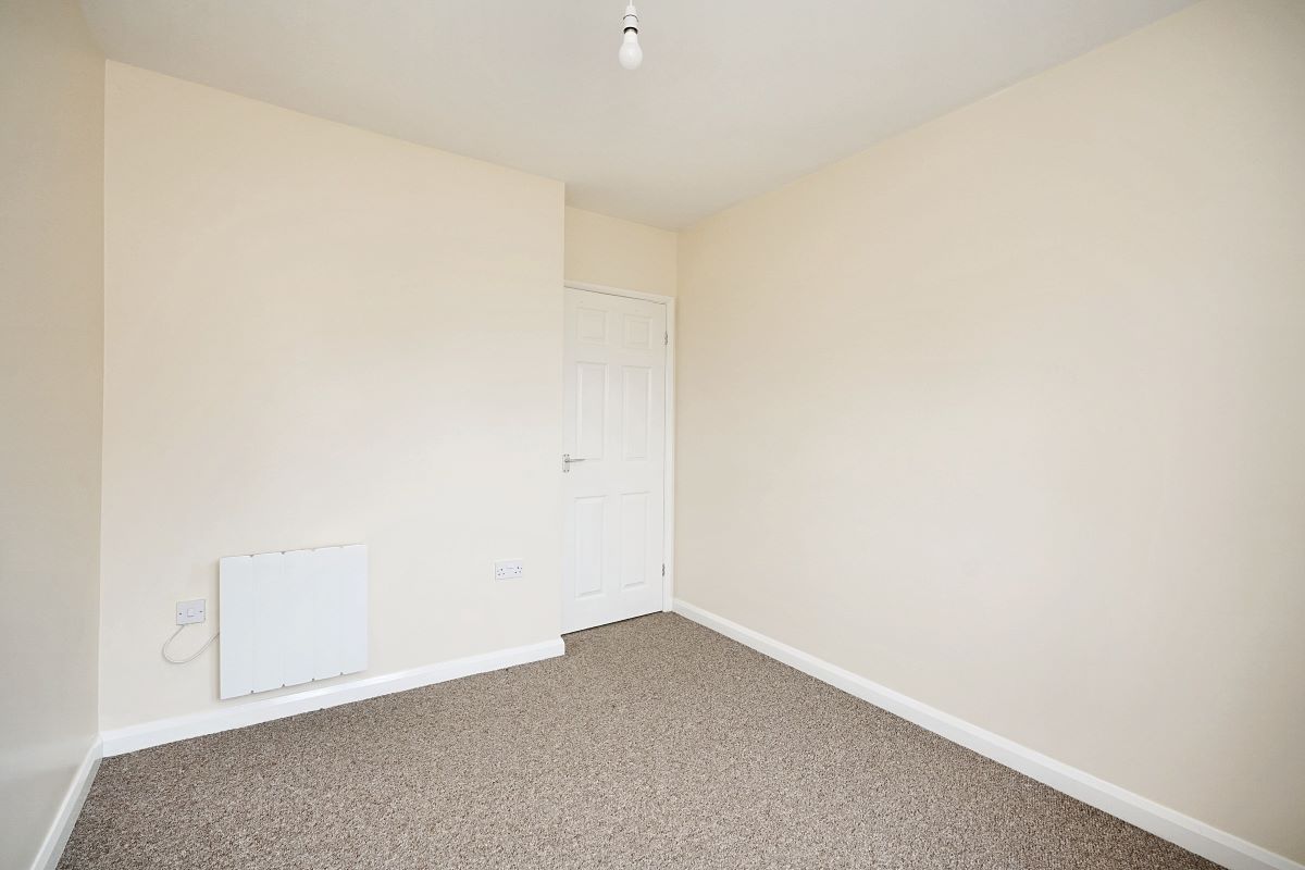 Nottingham, Nottinghamshire, NG8 3BF - Online Auctions