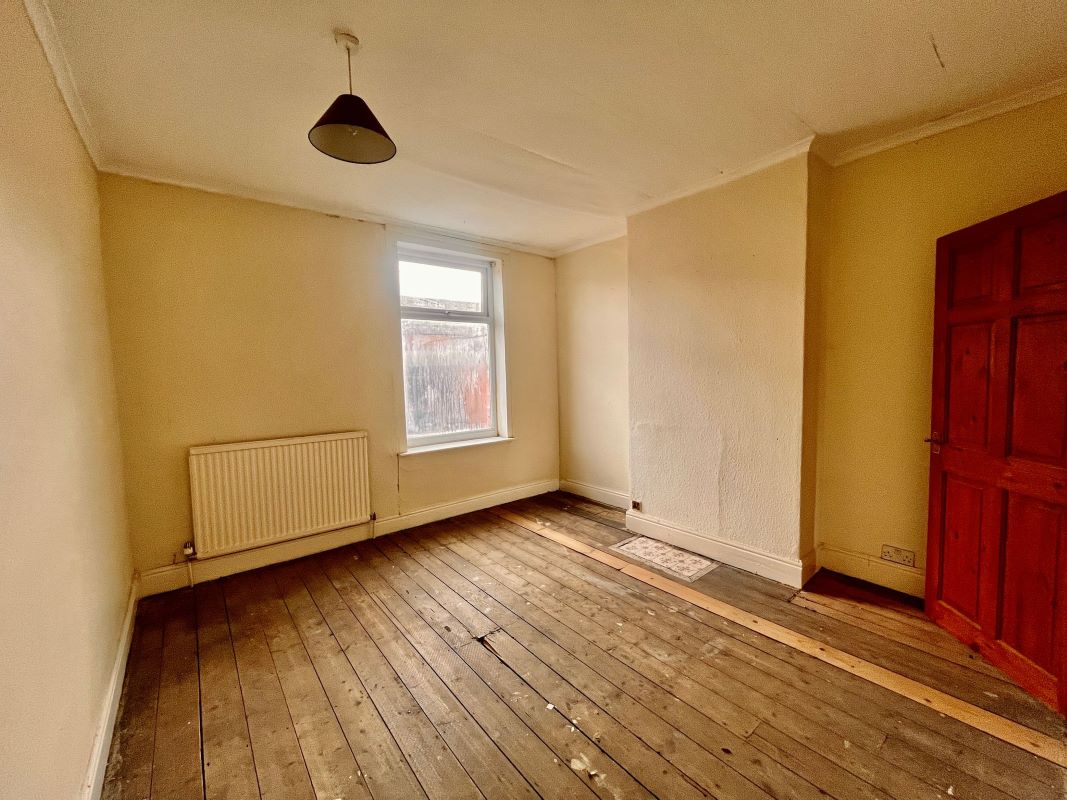 Worksop, Nottinghamshire, S80 1ES - Online Auctions