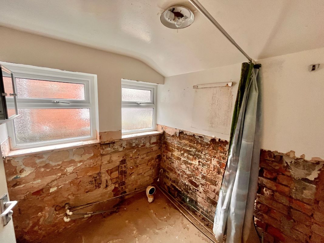 Worksop, Nottinghamshire, S80 1ES - Online Auctions