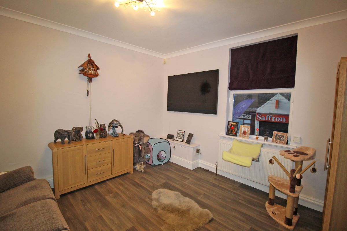 Worksop, Nottinghamshire, S80 2AU - Online Auctions
