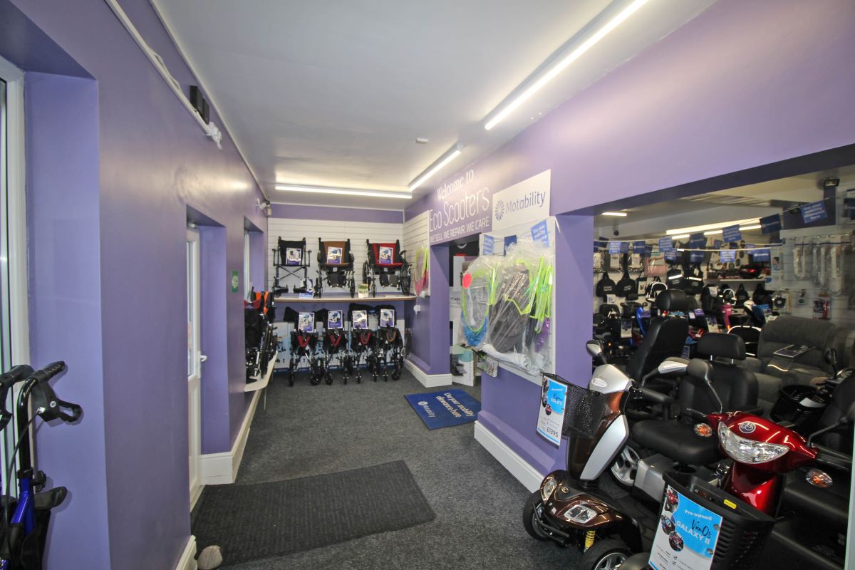 Worksop, Nottinghamshire, S80 2AU - Online Auctions
