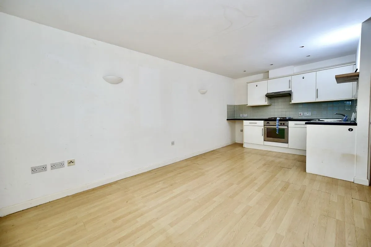 Cranbrook House, Nottingham, Nottinghamshire, NG1 1EH - Online Auctions