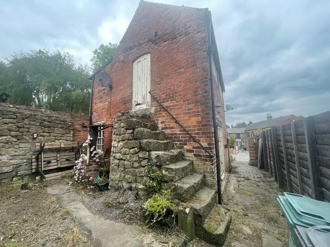 20A Town Street, Belper, Derbyshire, DE56 0TA - Online Auctions