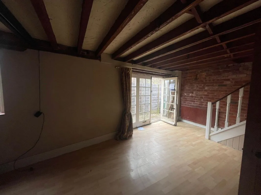 20A Town Street, Belper, Derbyshire, DE56 0TA - Online Auctions