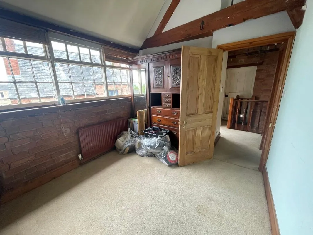 20A Town Street, Belper, Derbyshire, DE56 0TA - Online Auctions