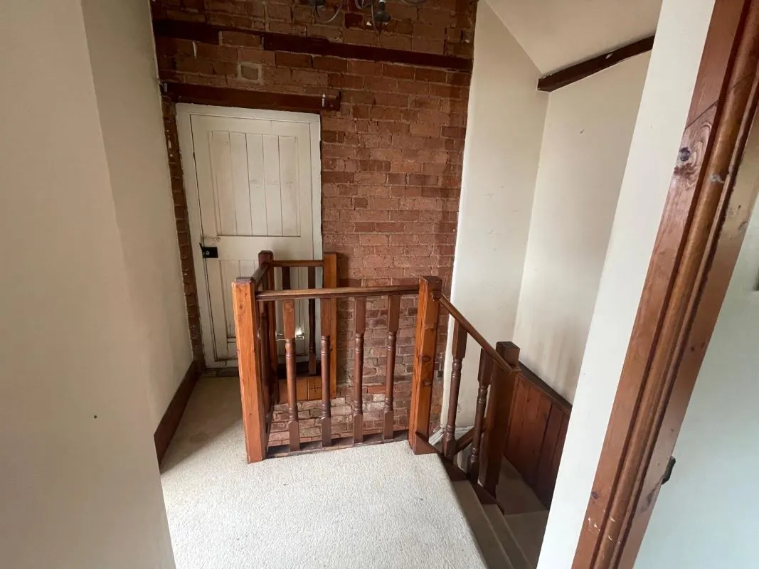 20A Town Street, Belper, Derbyshire, DE56 0TA - Online Auctions