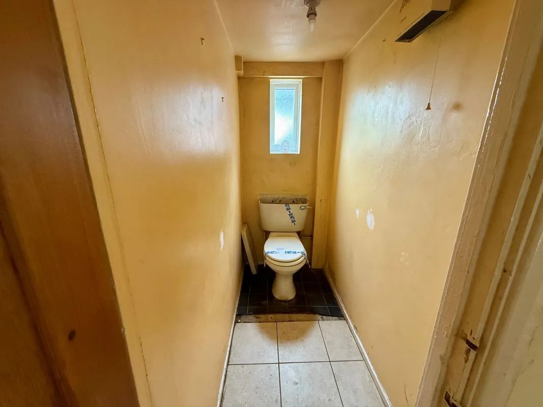 Spondon, Derby, Derbyshire, DE21 7EA - Online Auctions
