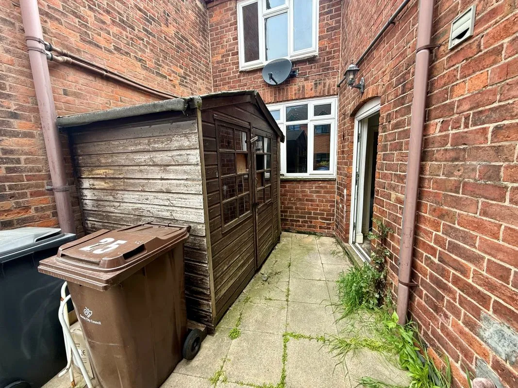 Spondon, Derby, Derbyshire, DE21 7EA - Online Auctions